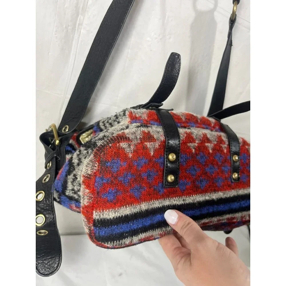 BADGLEY MISCHKA Mark + James purse saddle bag crossbody
